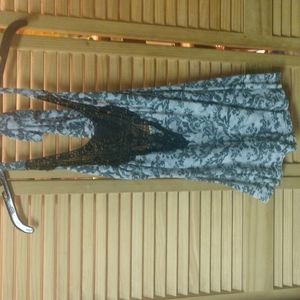 Salemio Brand Women's Green & White Floral Tank w/Green Crochet Embroidery-New